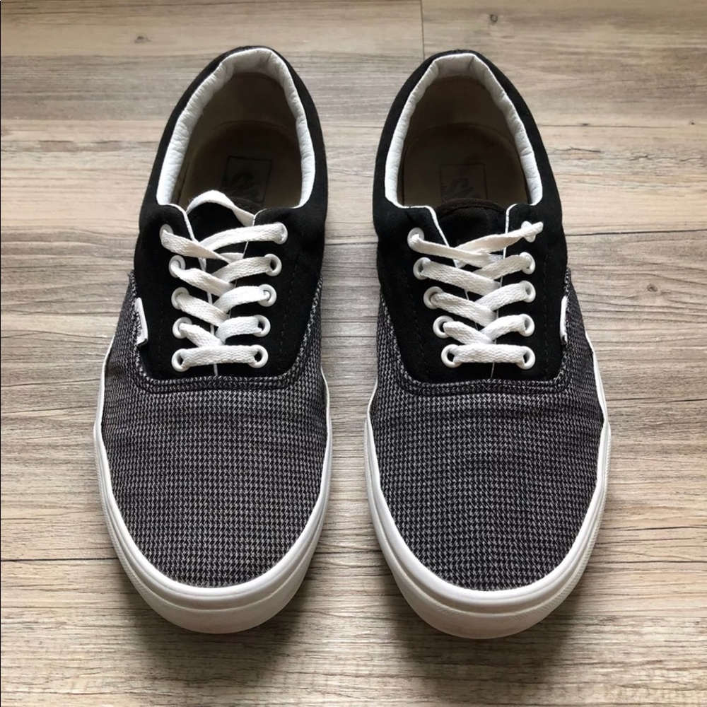 Black and grey Vans